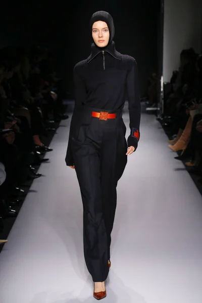 Look 29